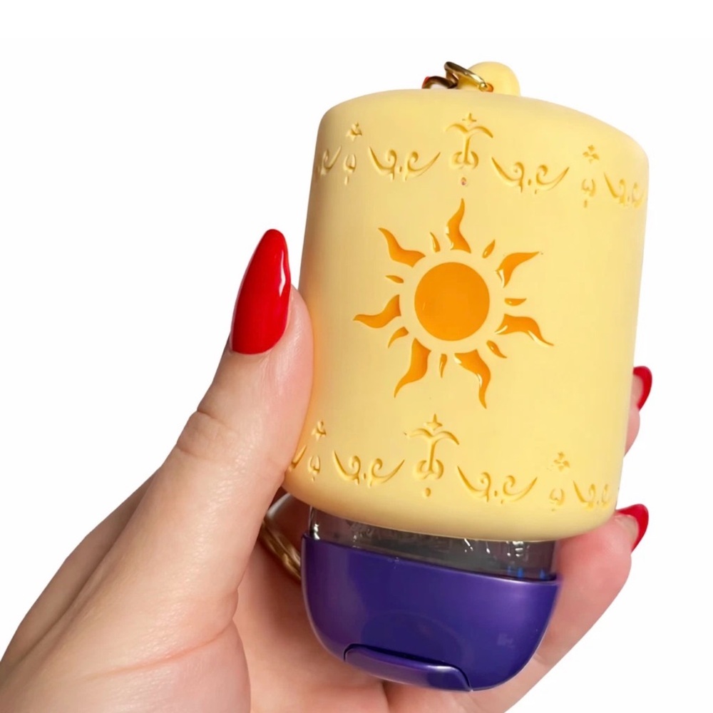 2026 Bath and Body Works Rapunzel Light-up Lantern PocketBac Holder NWT